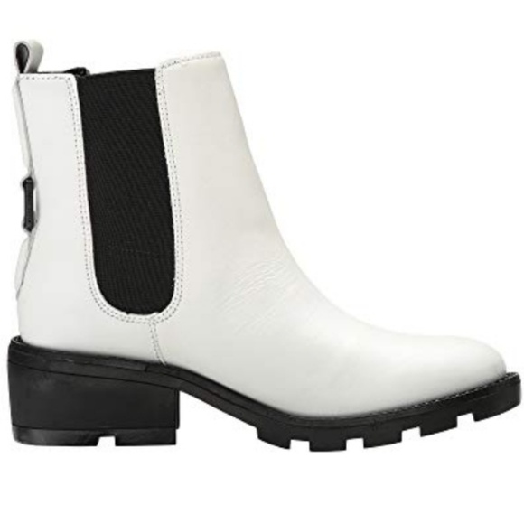 Street Chic Kendall & Kylie Booties - Picture 5 of 8